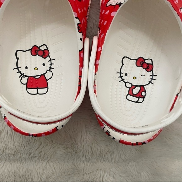 Crocs Hello Kitty Red Classic Clog Nwt Size 9 - Picture 7 of 9